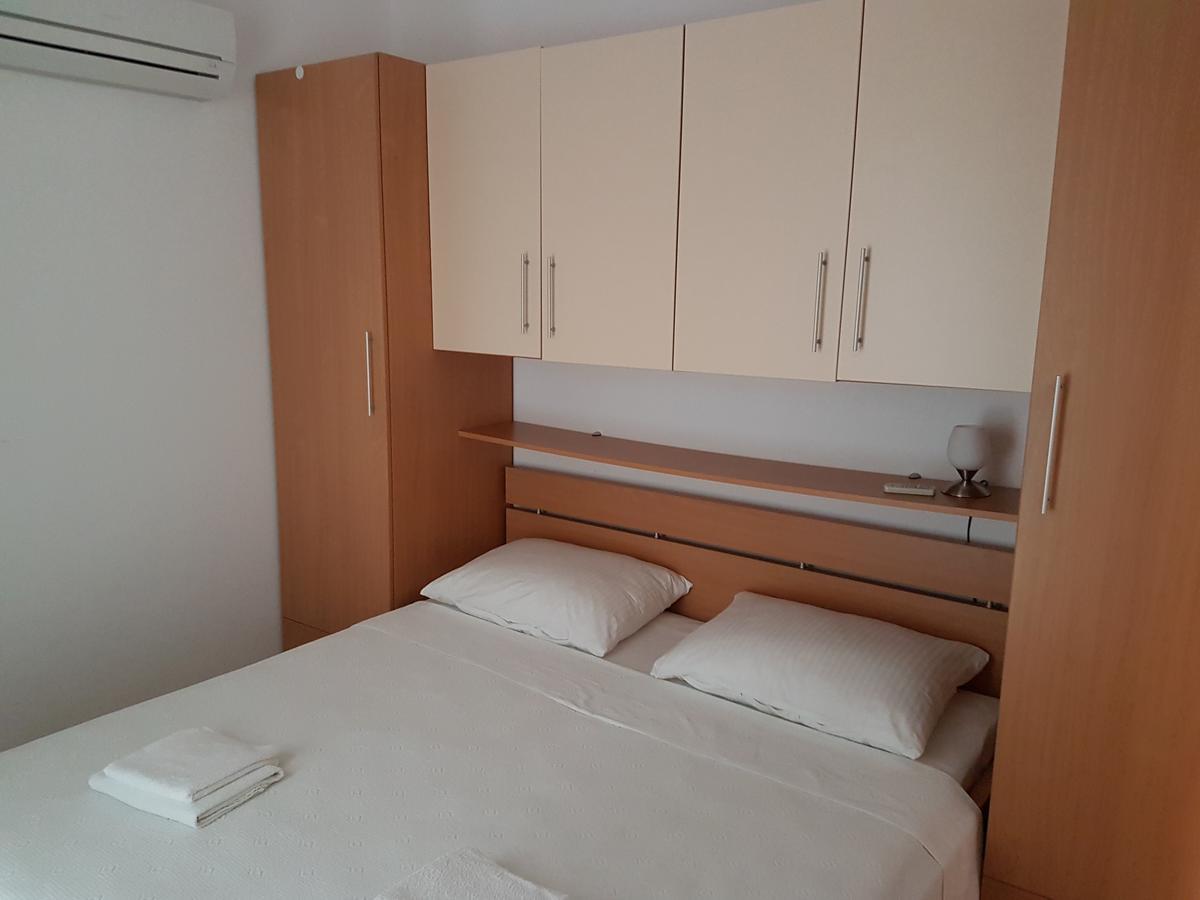 Nika Appartement *